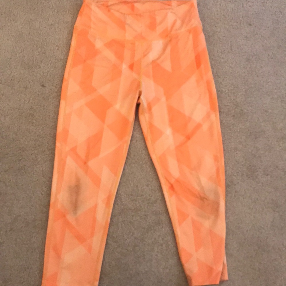 Orangetheory cropped leggings